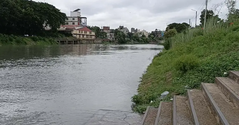 তুরগ নদ